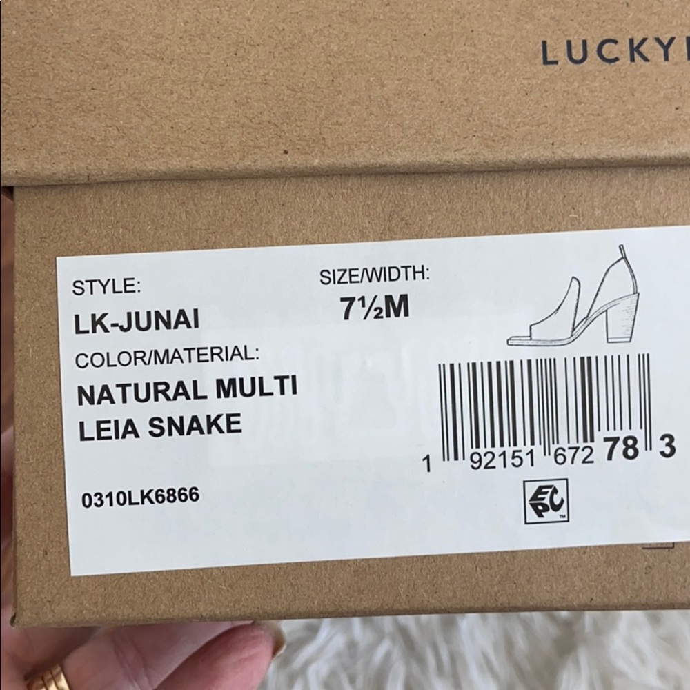 Lucky Brand Junai Sz 7.5 - Picture 9 of 9